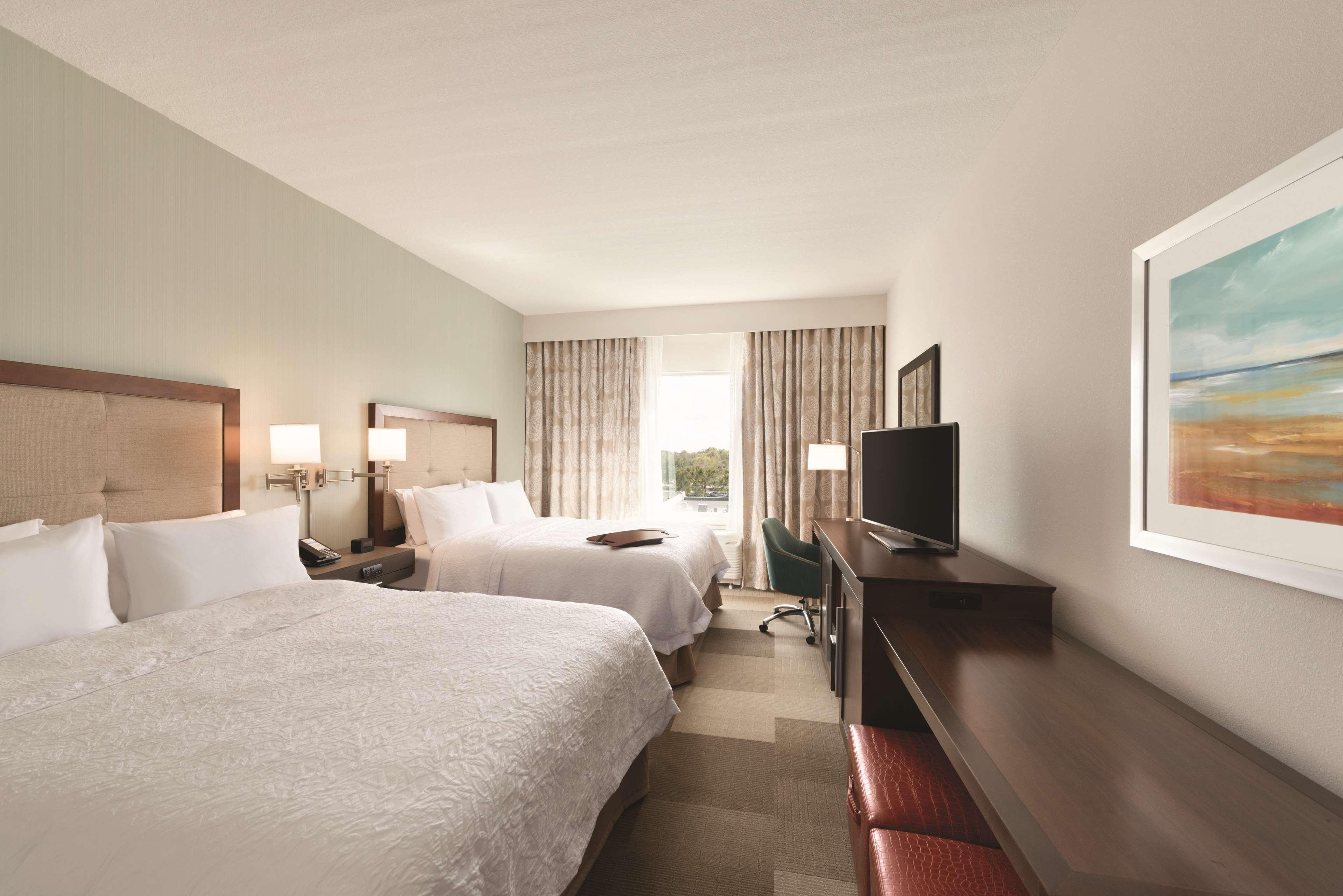 Hampton Inn & Suites - Deland Exteriör bild