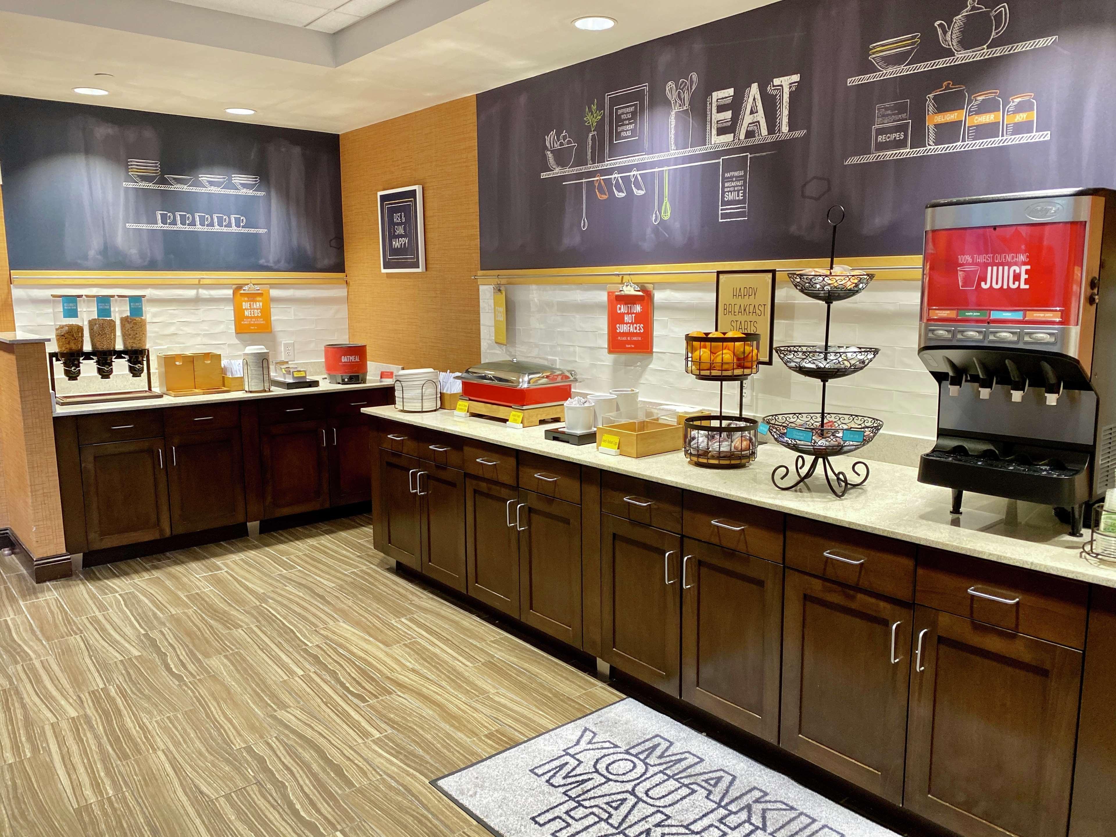 Hampton Inn & Suites - Deland Exteriör bild
