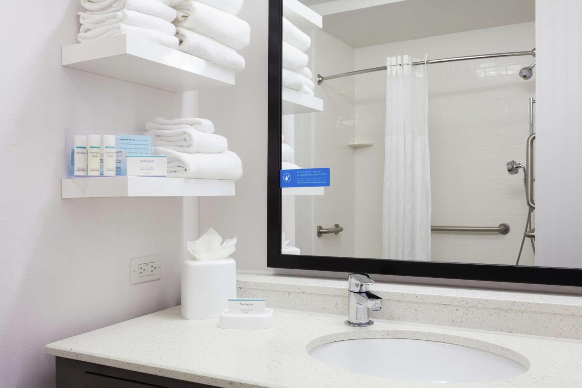 Hampton Inn & Suites - Deland Exteriör bild