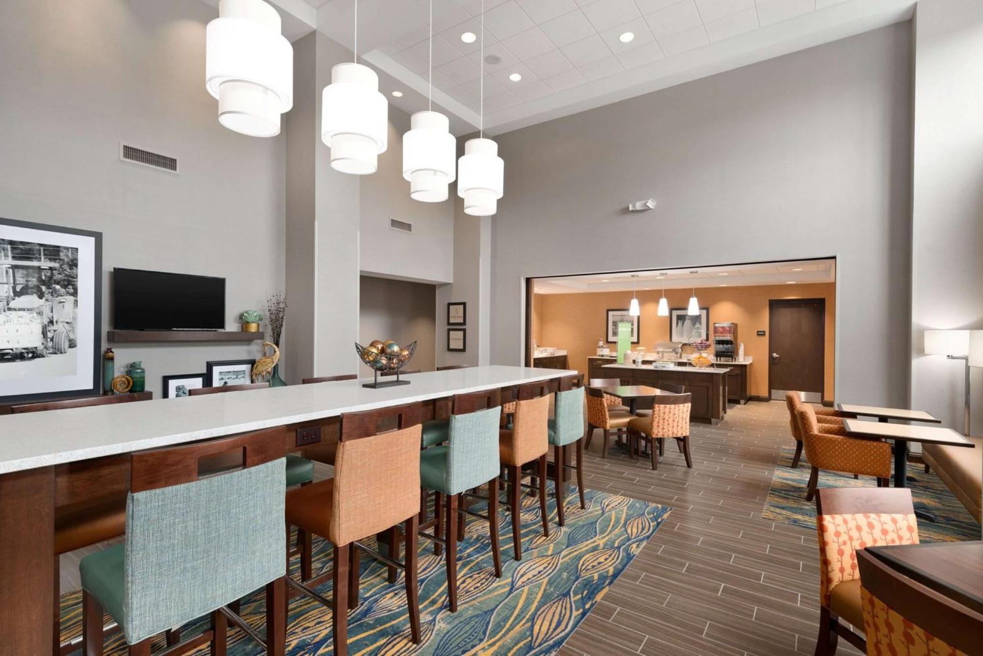 Hampton Inn & Suites - Deland Exteriör bild
